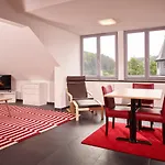 Luxusapartment Burgschaenke アパートホテル 4*